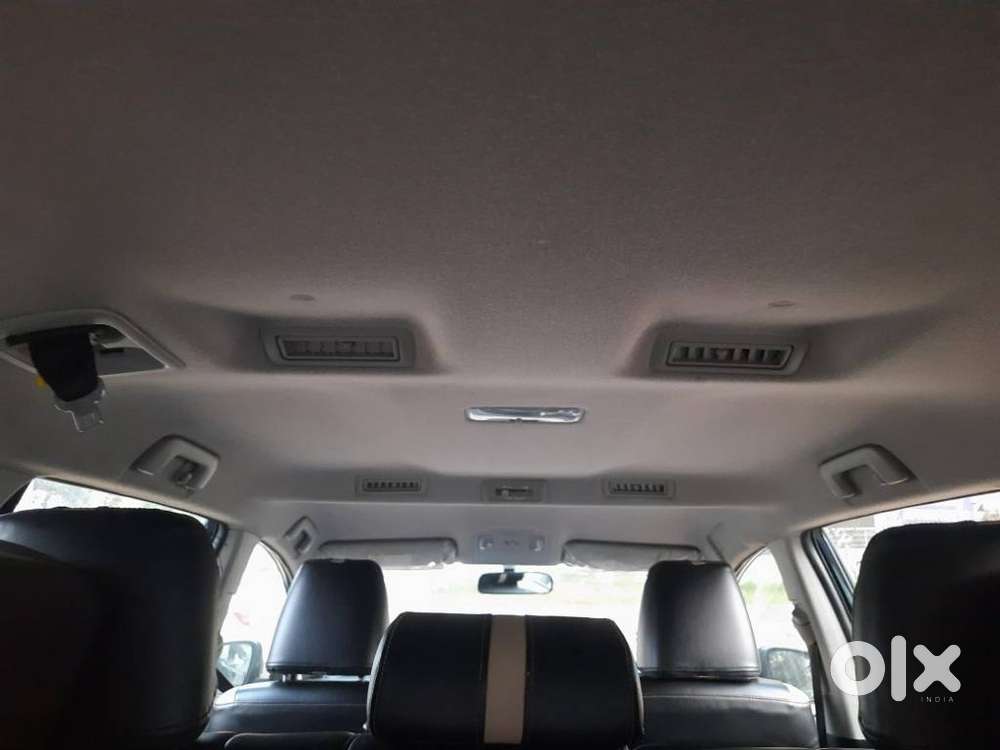 Toyota Innova Crysta 2.4 G Mt, 2019, Diesel