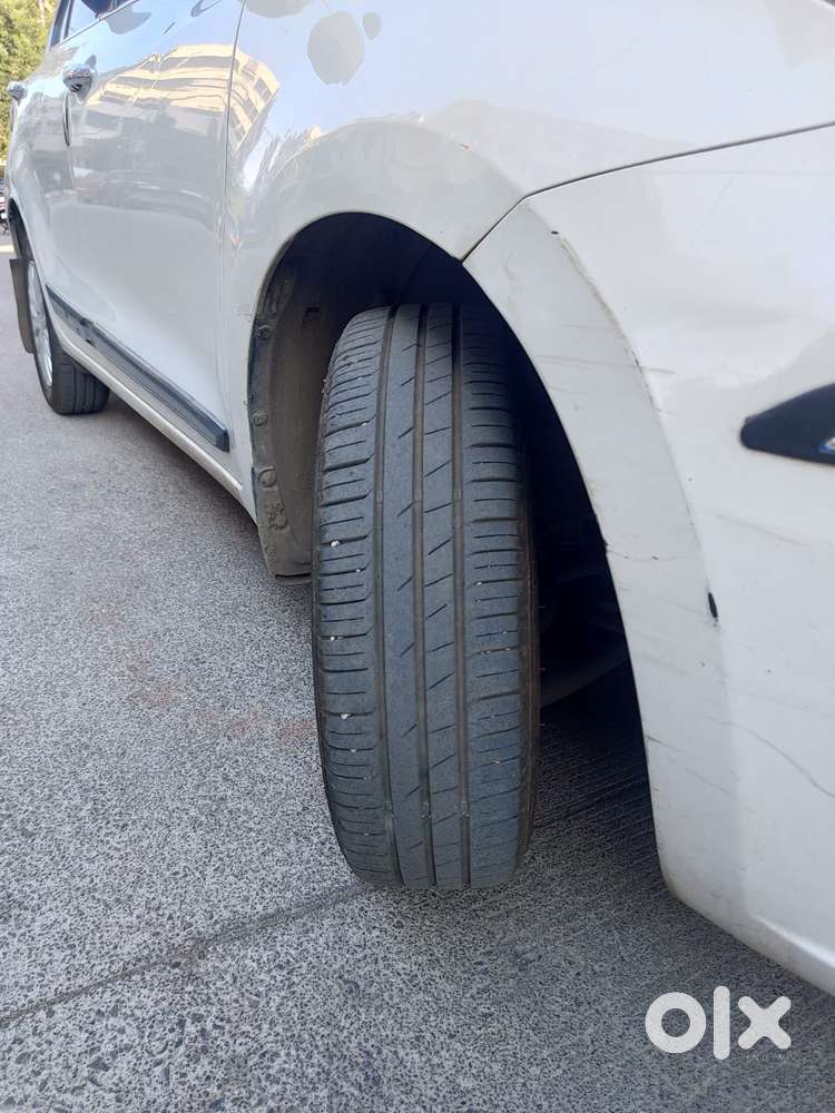 Maruti Suzuki Swift Dzire 1.3 Zxi, 2022, Petrol