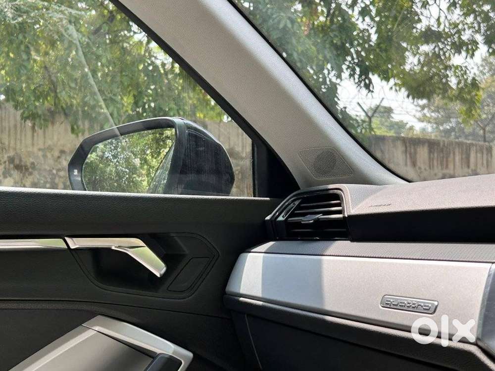Audi Q3 Sportback Premium Plus, 2024, Petrol