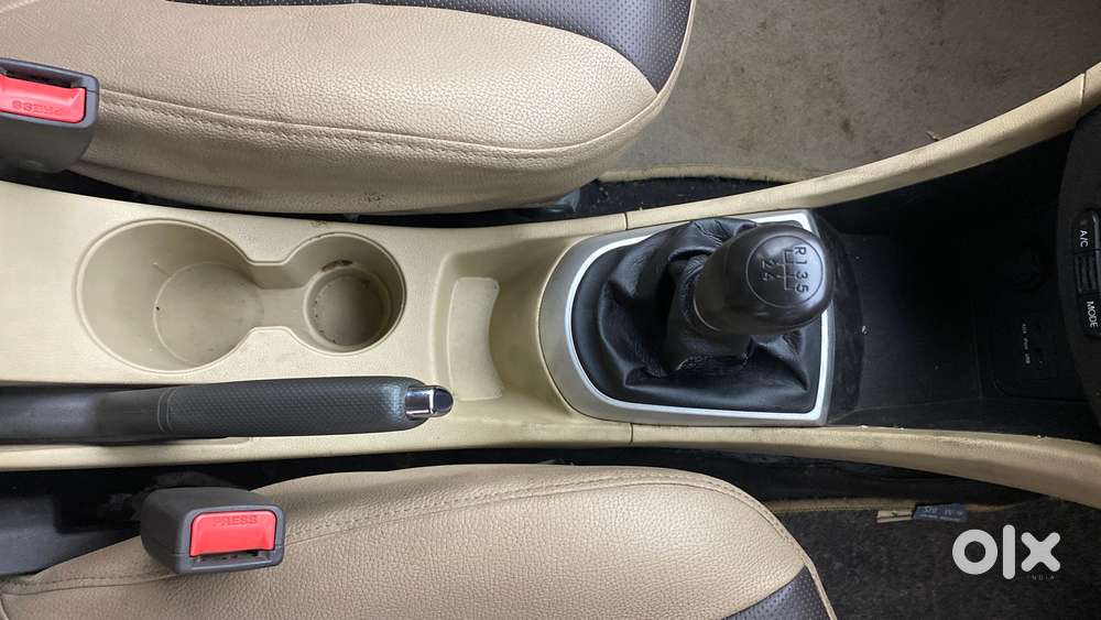 Hyundai Verna Fluidic 1.6 Vtvt Sx, 2013, Petrol