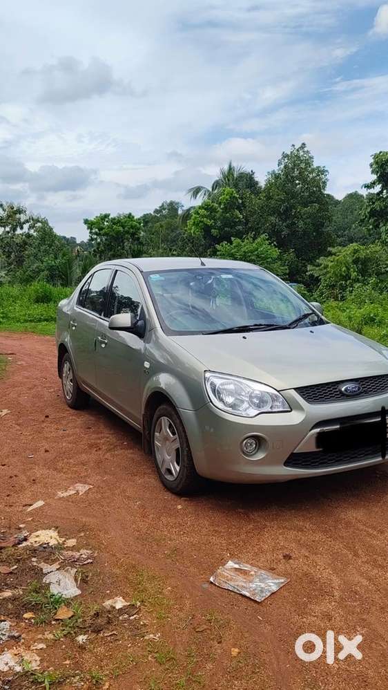 Ford Fiesta Model 2010 Year