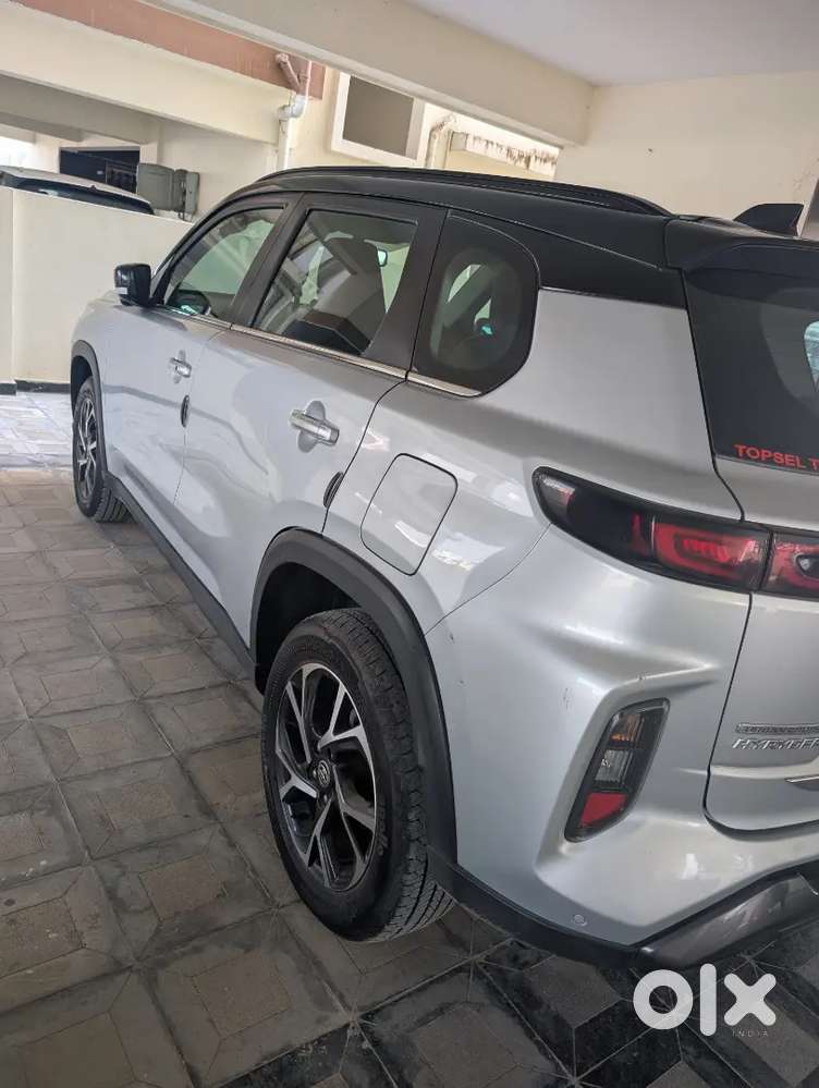 Toyota Urban Cruiser Hyryder 2023 Petrol 18000 Km Driven