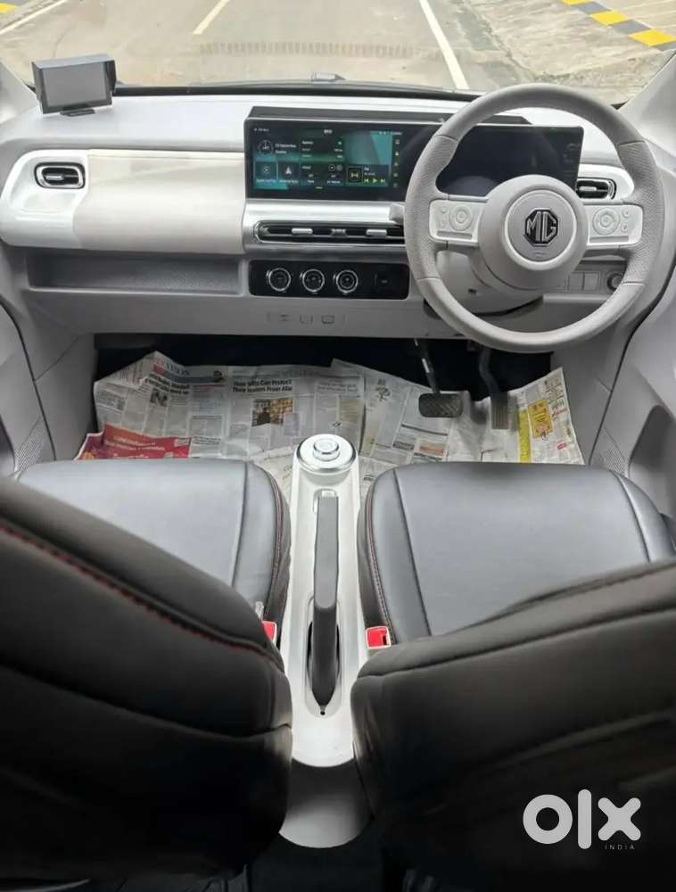 Mg Comet Ev Exclusive Top End