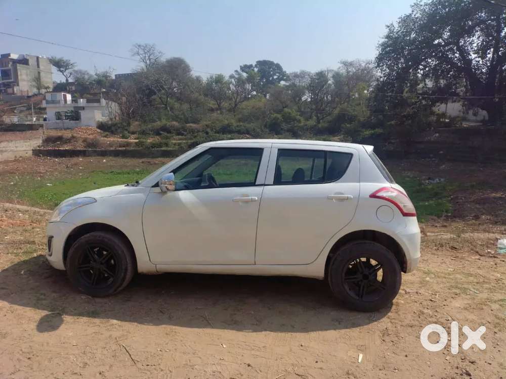 Maruti Suzuki Swift 2014 Petrol 82000 Km Driven