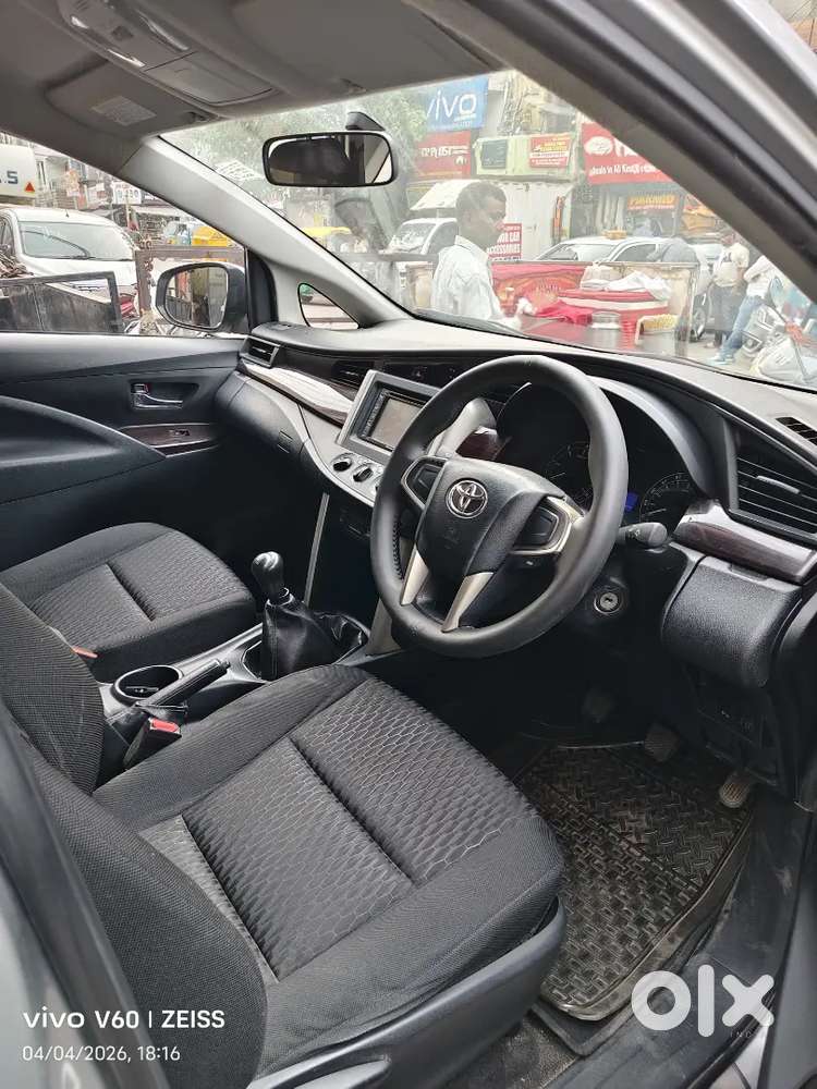 Toyota Innova Crysta 2017