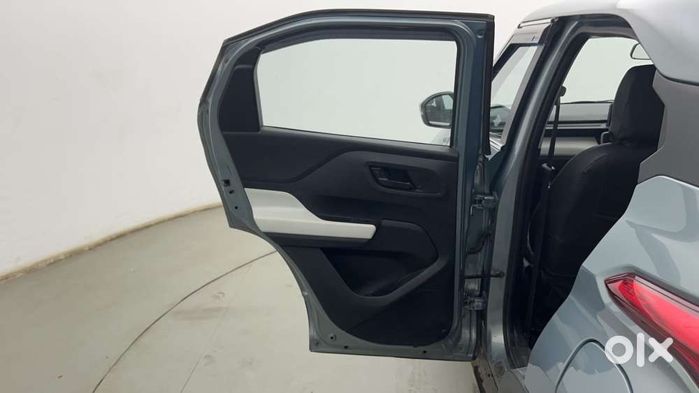 Tata Punch Accomplished, 2022, Petrol