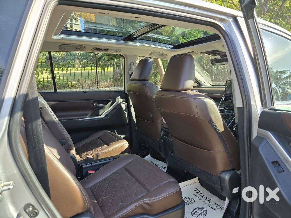 Toyota Innova Hycross 2.0 Zx (o) Hybrid 7 Str, 2024, Petrol