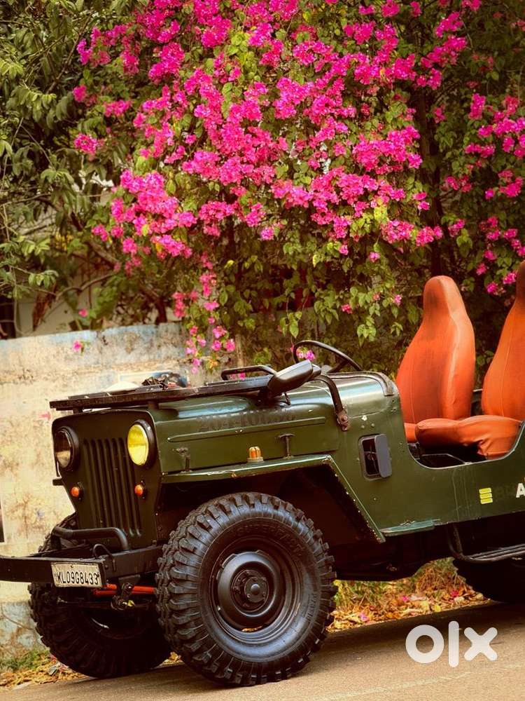 Open Jeep Available For Wedding Photo Shoot