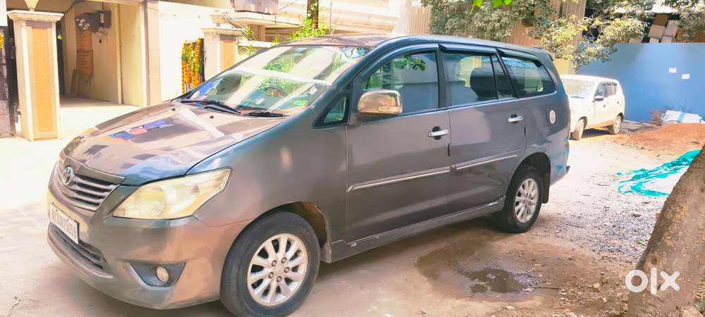 Toyota Innova 2.5 V 7 Str, 2012, Diesel