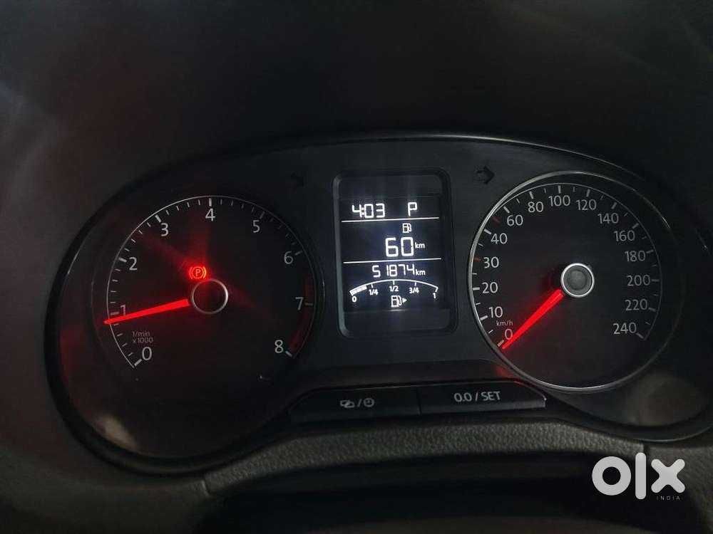 Volkswagen Vento 1.2 Tsi Highline At, 2017, Petrol