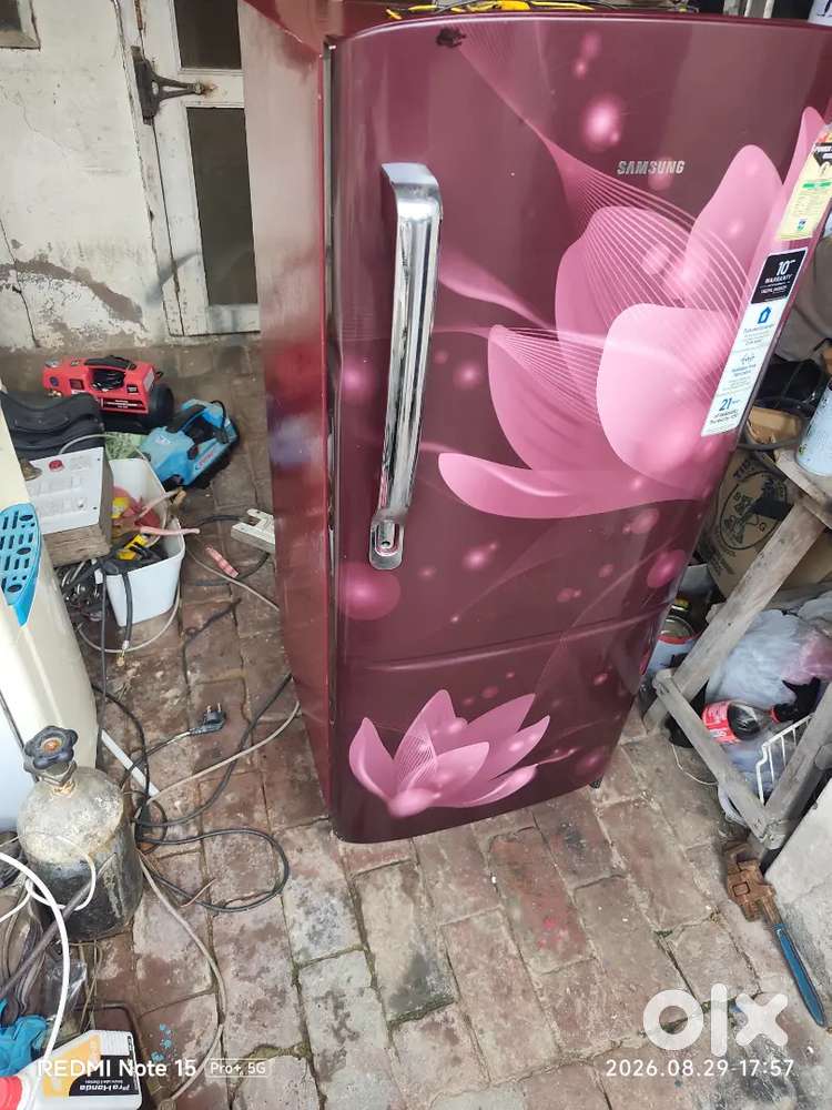 LG fridge 210 litre all okay working