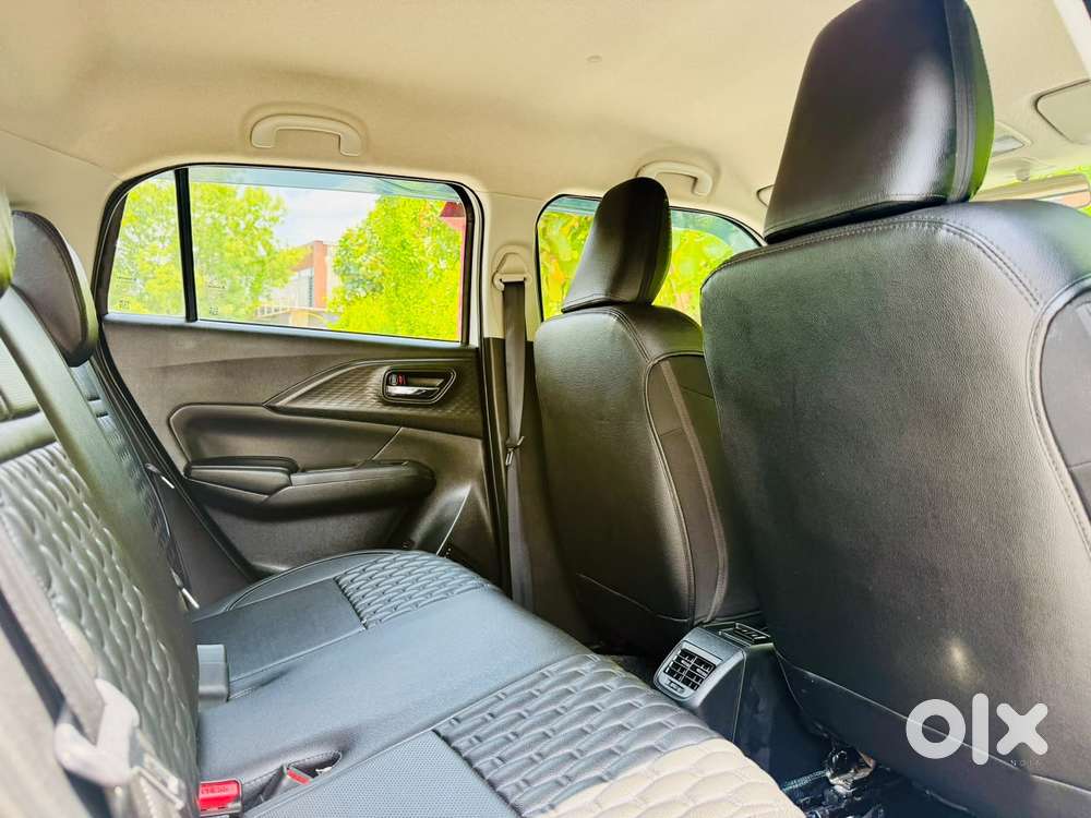 Maruti Suzuki Swift Zxi Plus Dual Tone, 2024, Petrol