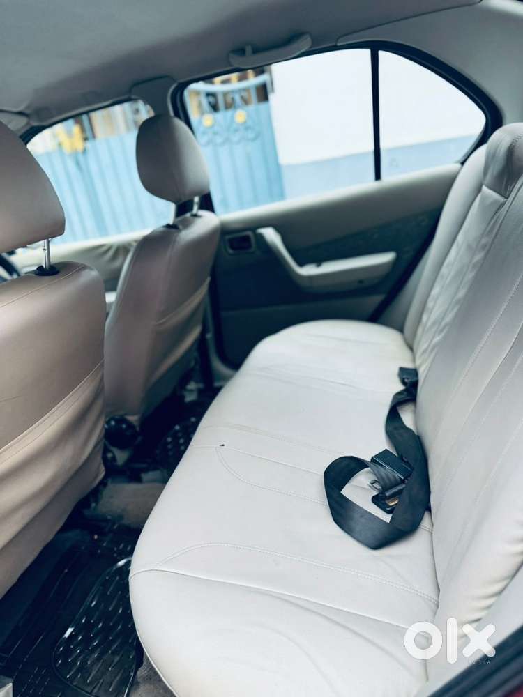Ford Ikon Petrol 2005