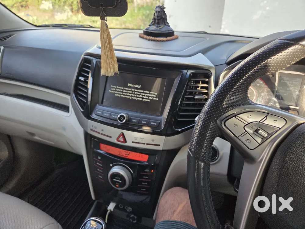 Urgent Sell Xuv 300 W8 Diesel April 2022 Registration