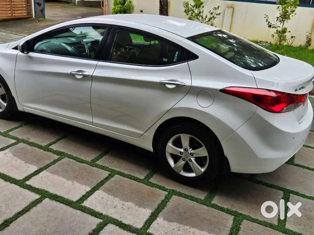 Hyundai New Elantra 2012 Diesel Manual
