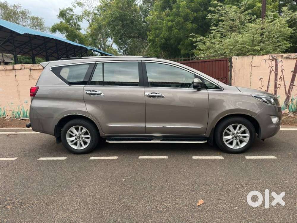Toyota Innova Crysta 2.8 Gx At, 2018, Diesel