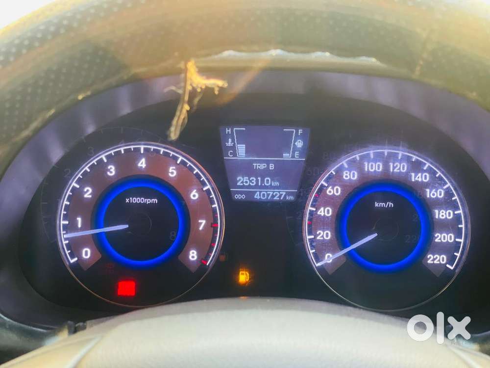 Hyundai Verna 1.6 Sx (o) Vtvt, 2015, Petrol
