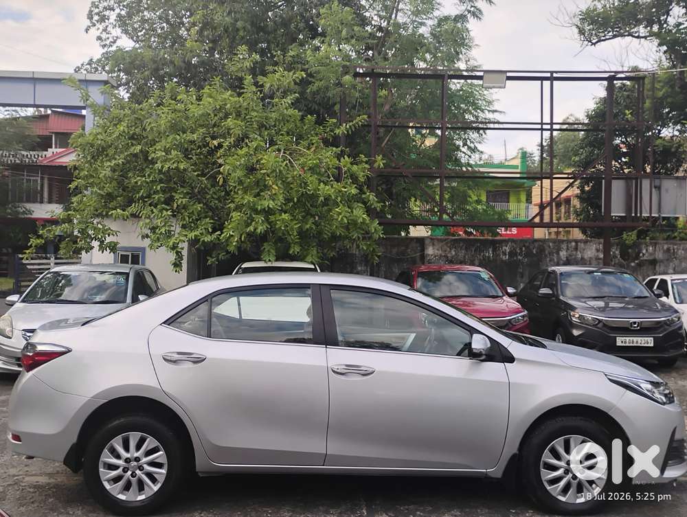 Toyota Corolla Altis 1.8 G, 2018, Petrol