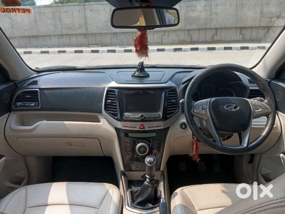 Mahindra Xuv300 W8, 2020, Petrol