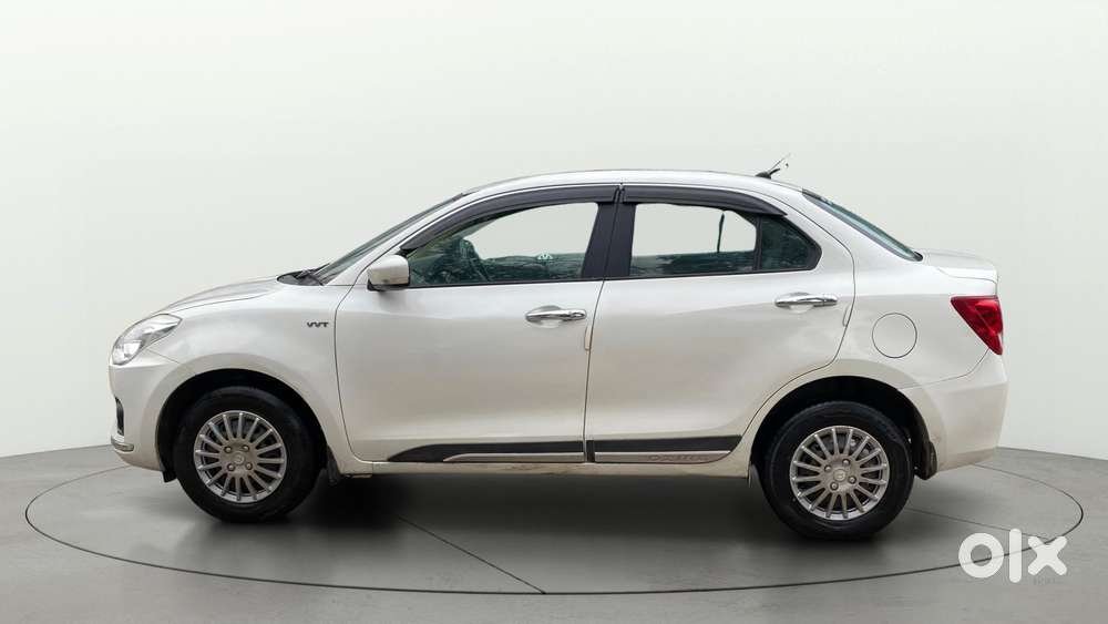 Maruti Suzuki Swift Dzire Amt Vxi, 2018, Petrol