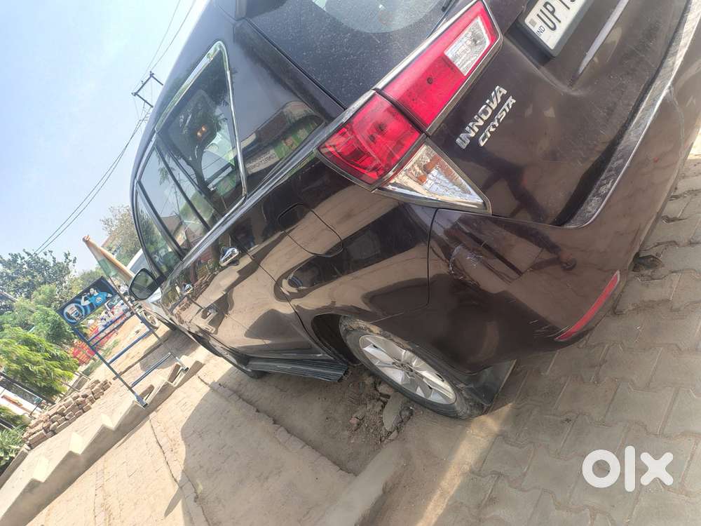 Toyota Innova Crysta 2.4 V, 2017, Diesel
