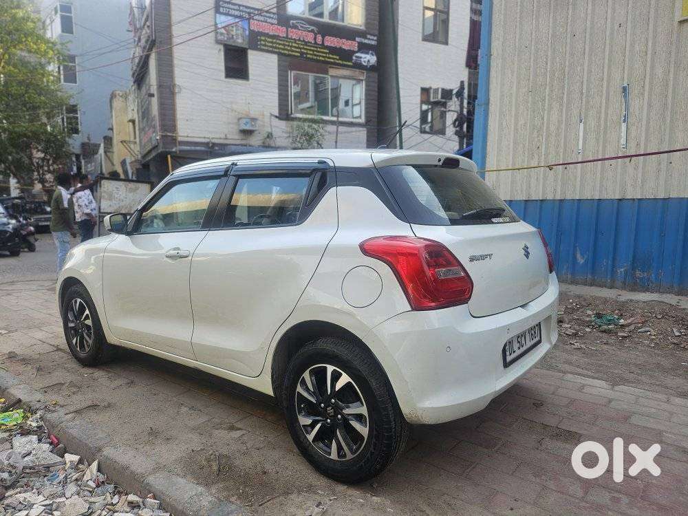 Maruti Suzuki Swift 1.3 Zxi, 2023, Petrol