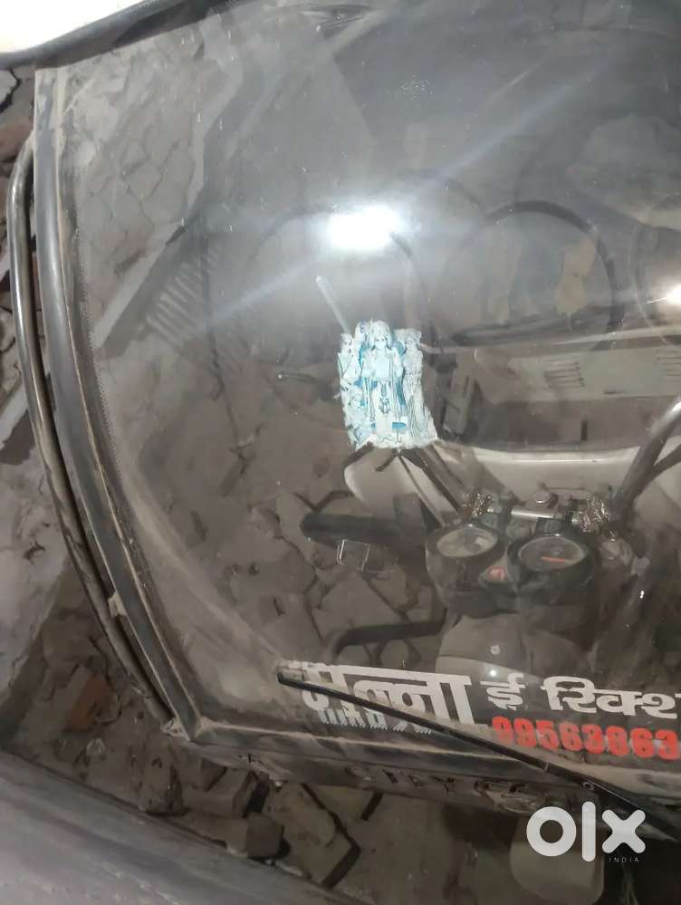 Electric E-rickshaw City Cab Manna E-rickshaw