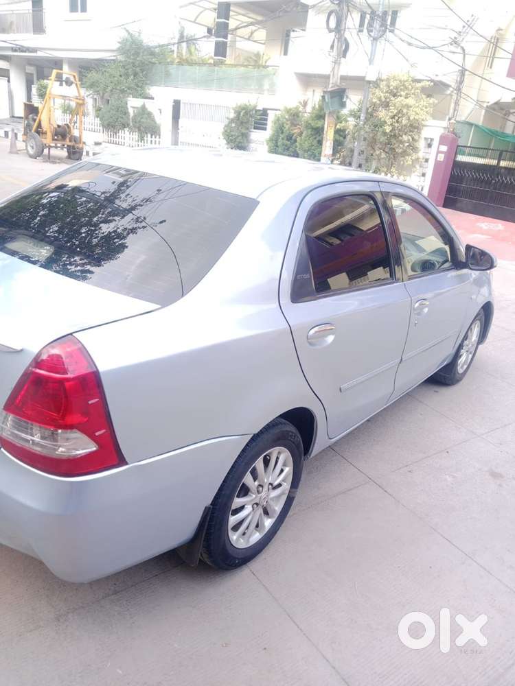 Toyota Etios 2013 Diesel 98300 Km Driven