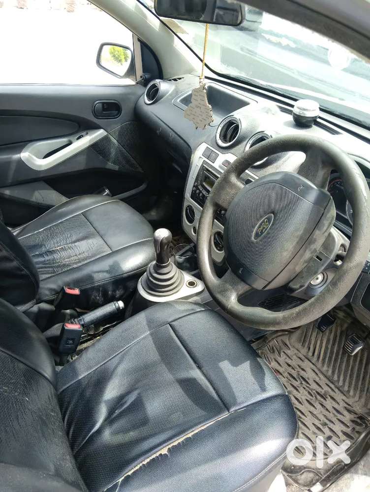 Ford Figo 2012 Diesel 125000 Km Driven