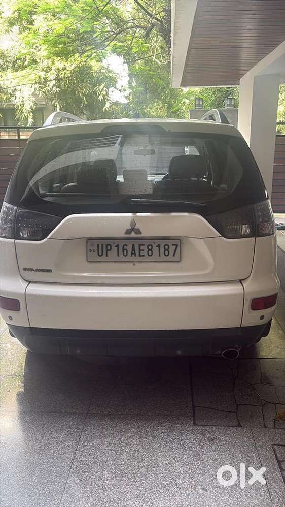 Mitsubishi Outlander 2011 Petrol Well Maintained