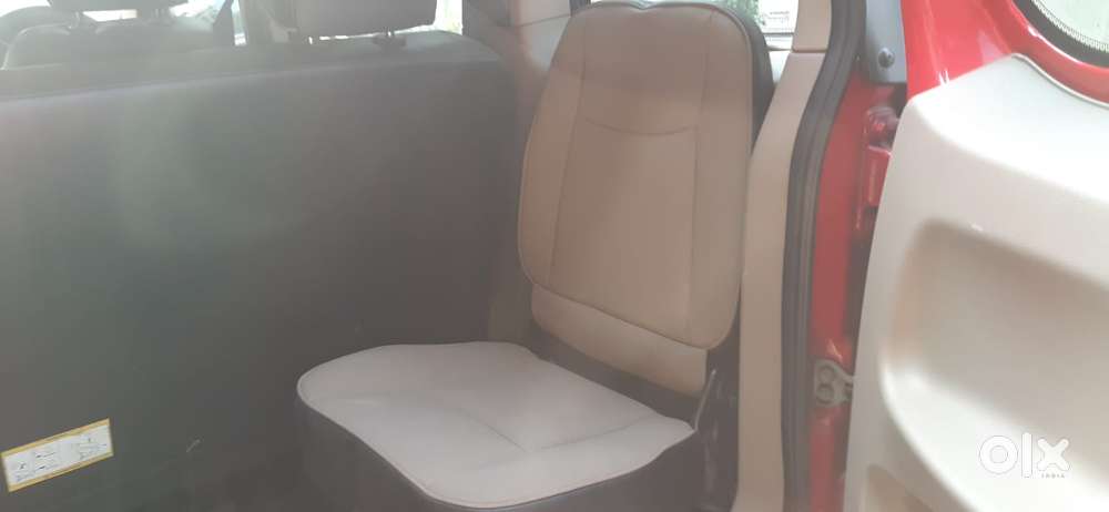 Mahindra Tuv 300 T10, 2020, Diesel