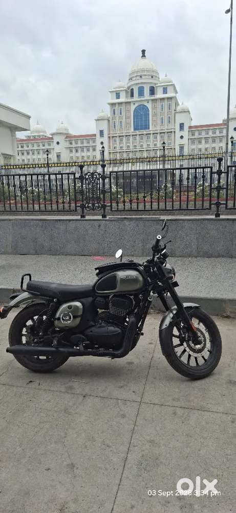 Jawa 42 FJ Petrol 2024 bike