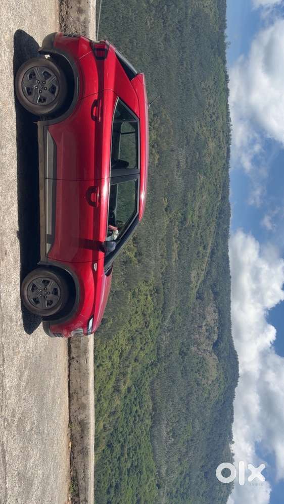 Hyundai Venue Petrol Manual 2024