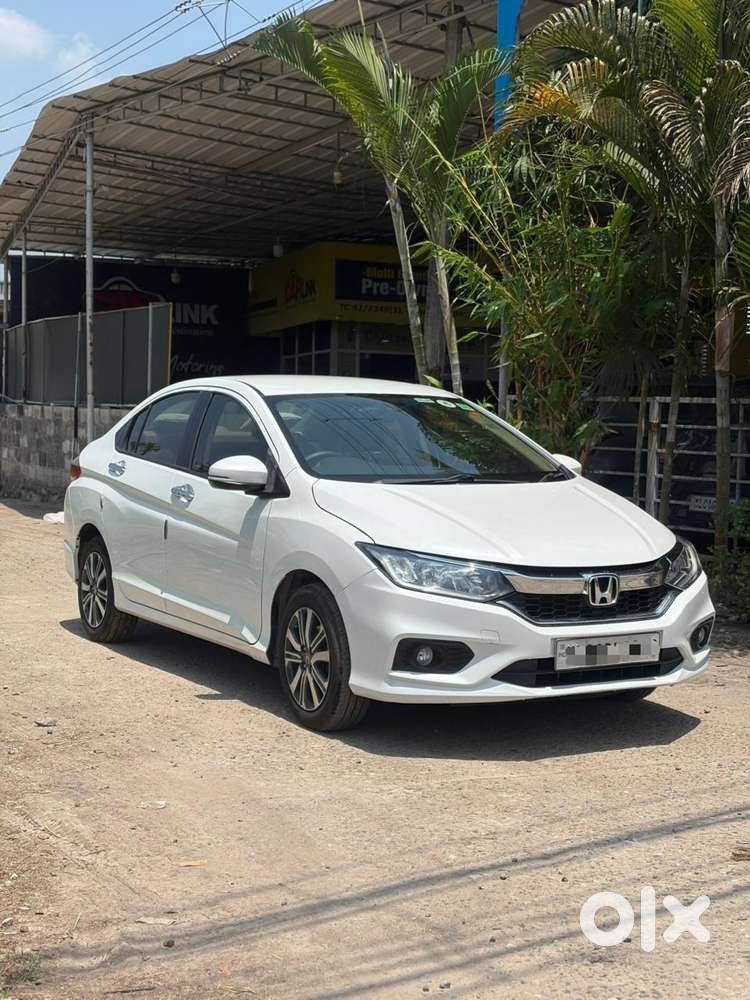 Honda City 1.5 V 5th Gen I-vtec Mt, 2019, Petrol