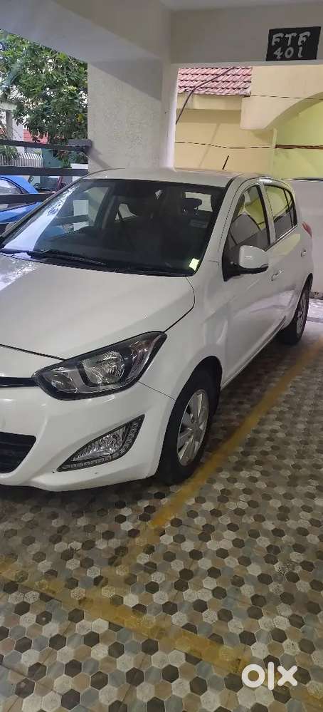 Hyundai I20 Sportz 2012 Petrol Manual Mint Condition..