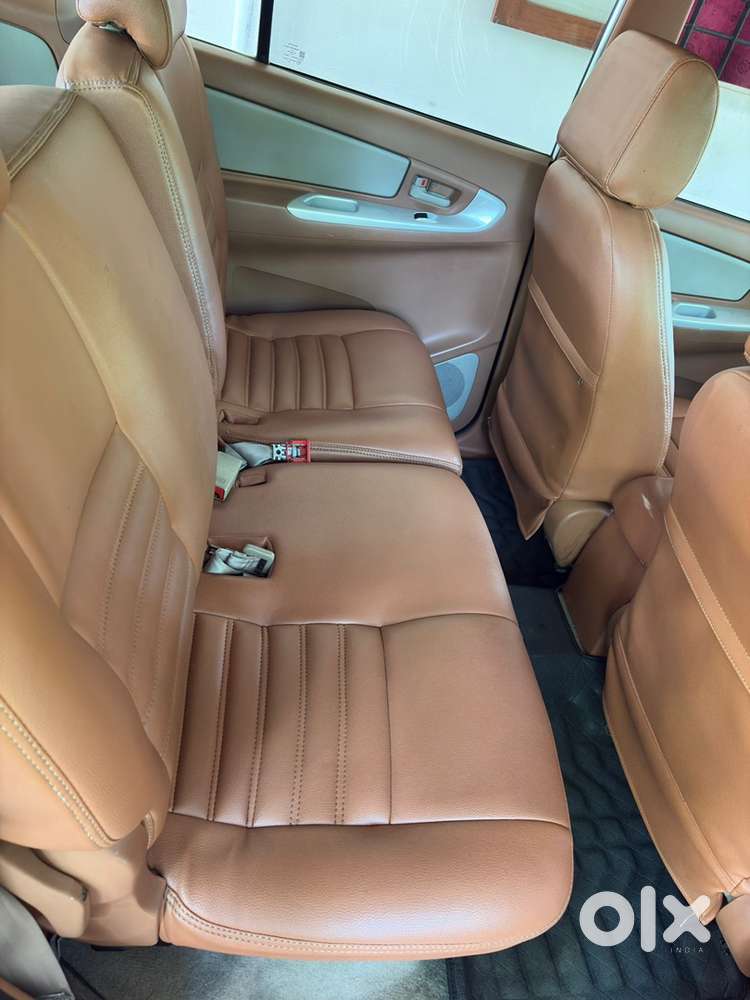 Toyota Innova 2012 Diesel Car