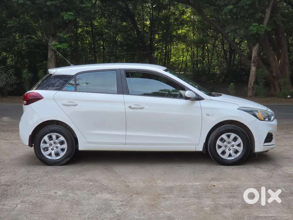 Hyundai Elite I20 [ ] 1.2 Magna Executive, 2018, Petrol