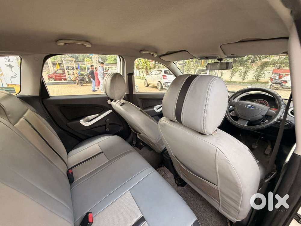 Ford Figo 1.2p Trend Mt, 2015, Petrol