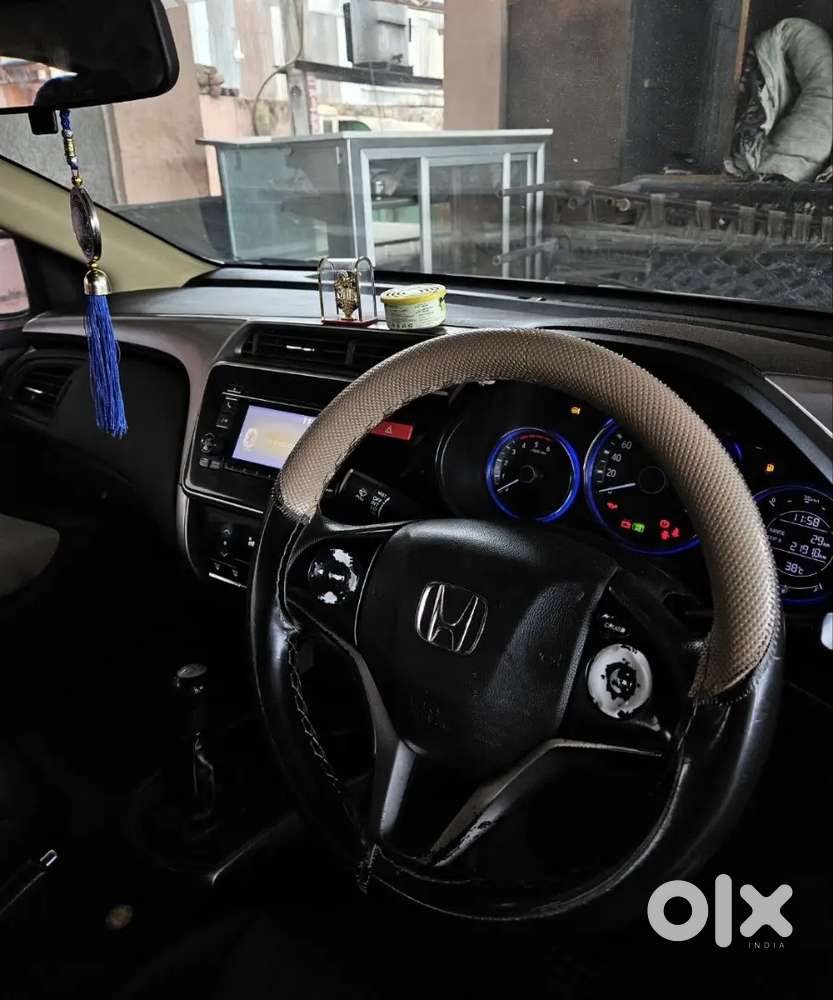 2nd Owner 
Honda City 2014 D
