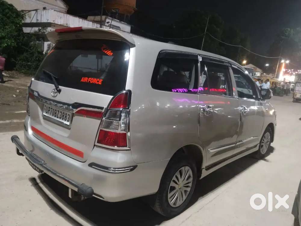 Toyota Innova 2013