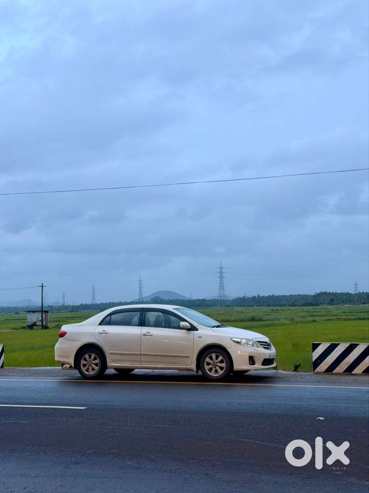 2013 Toyota Corolla Altis