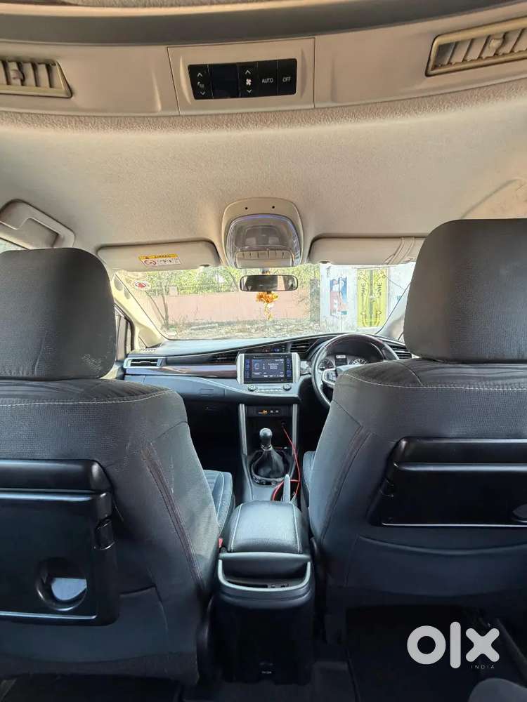 Toyota Innova Crysta 2018 Diesel 135000 Km Driven