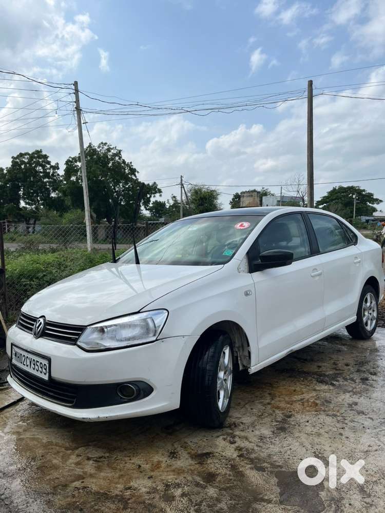 Volkswagen Vento Highline 1.6l Petrol 2013