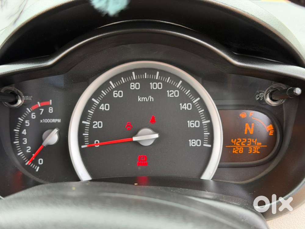 Maruti Suzuki Celerio Zxi Amt, 2017, Petrol