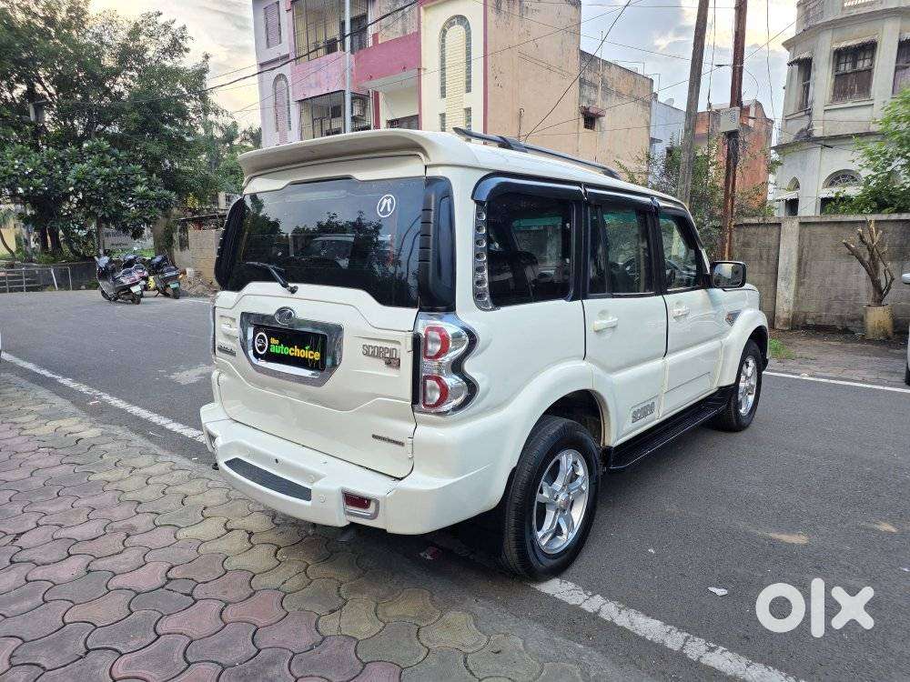 Mahindra Scorpio S10 7 Seater, 2017, Diesel