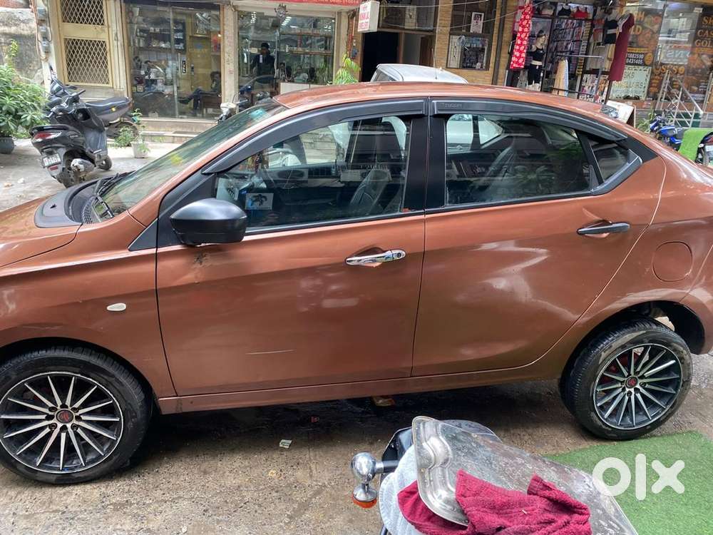 Tata Tigor Petrol Manual 2017