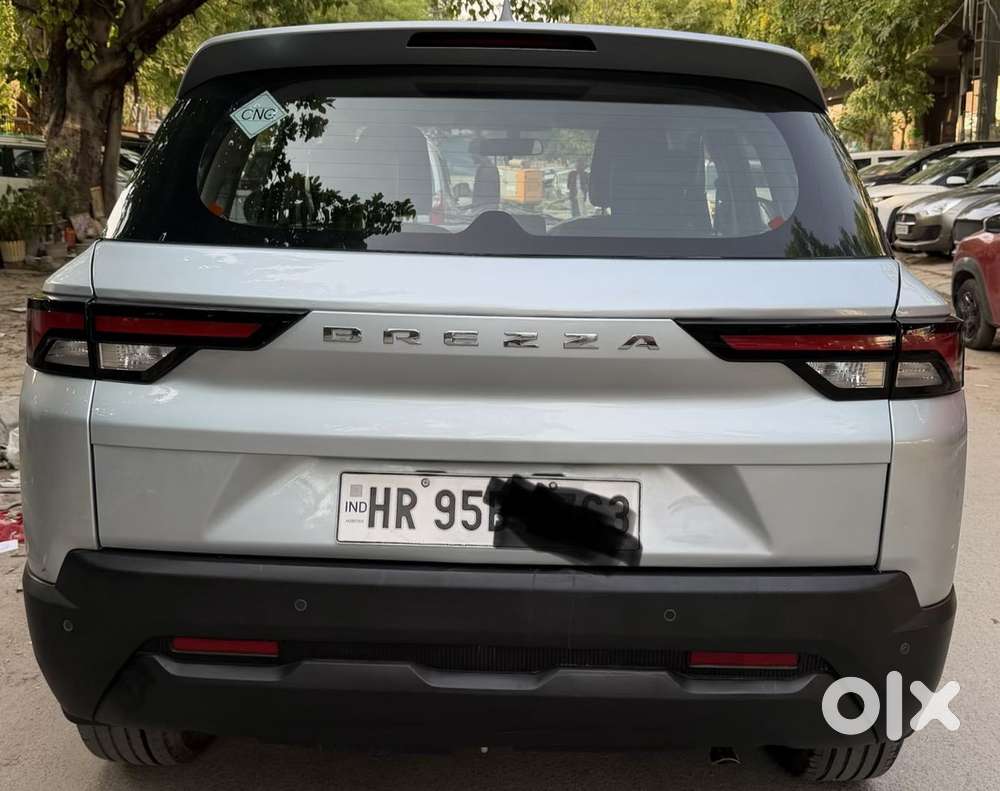 Maruti Suzuki Brezza 1.5 Vxi Cng, 2024, Cng & Hybrids