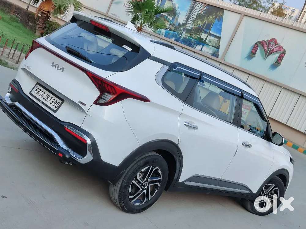 Kia Carens Luxury Plus 1.5 Turbo Imt (6 Seater) Top Model 2023