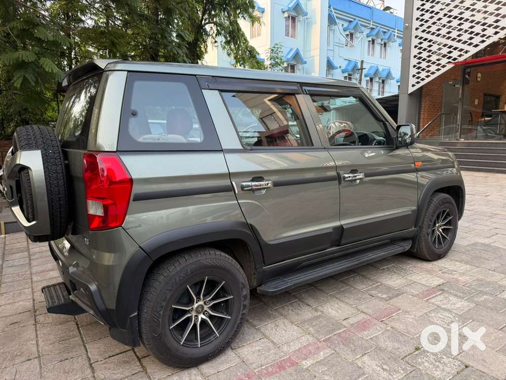 Mahindra Bolero Neo N8