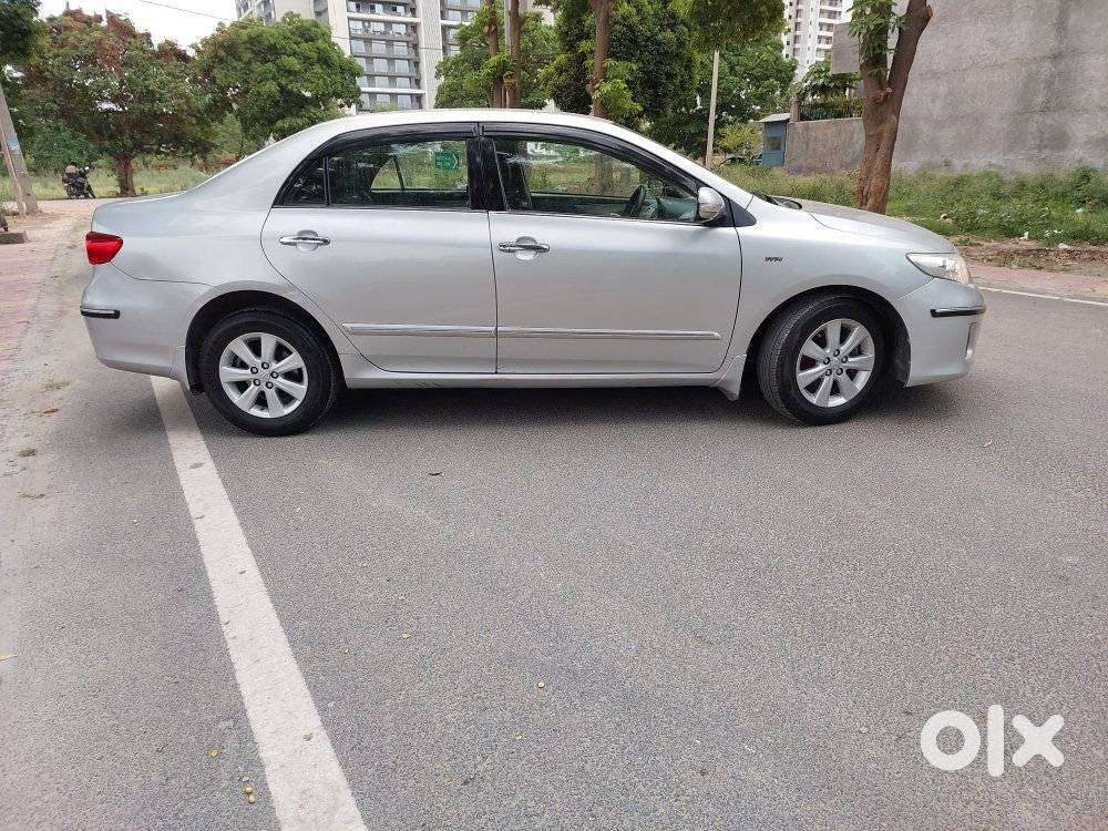 Toyota Corolla Altis G, 2013, Petrol
